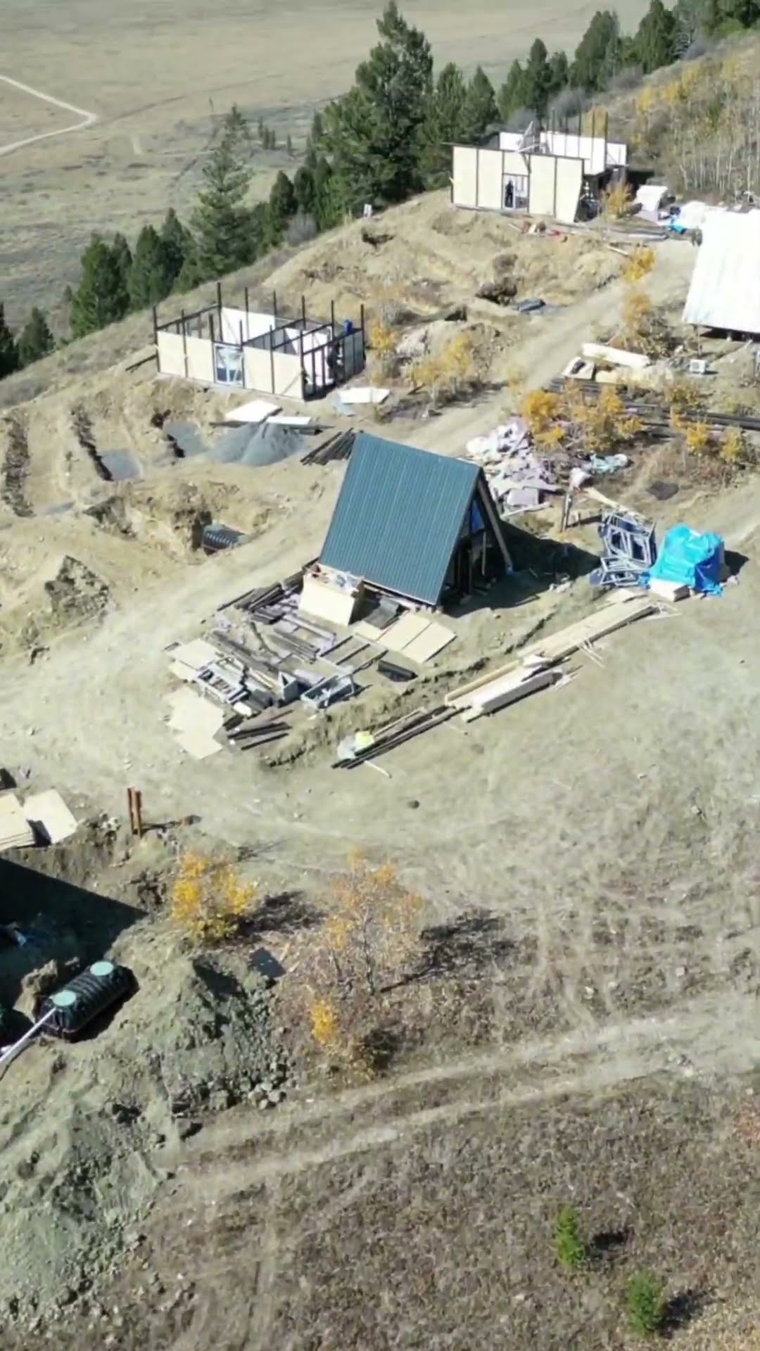 Cabin Lodge Building with Kits at Idoha USA #aframecabin #cabin #yellowstone