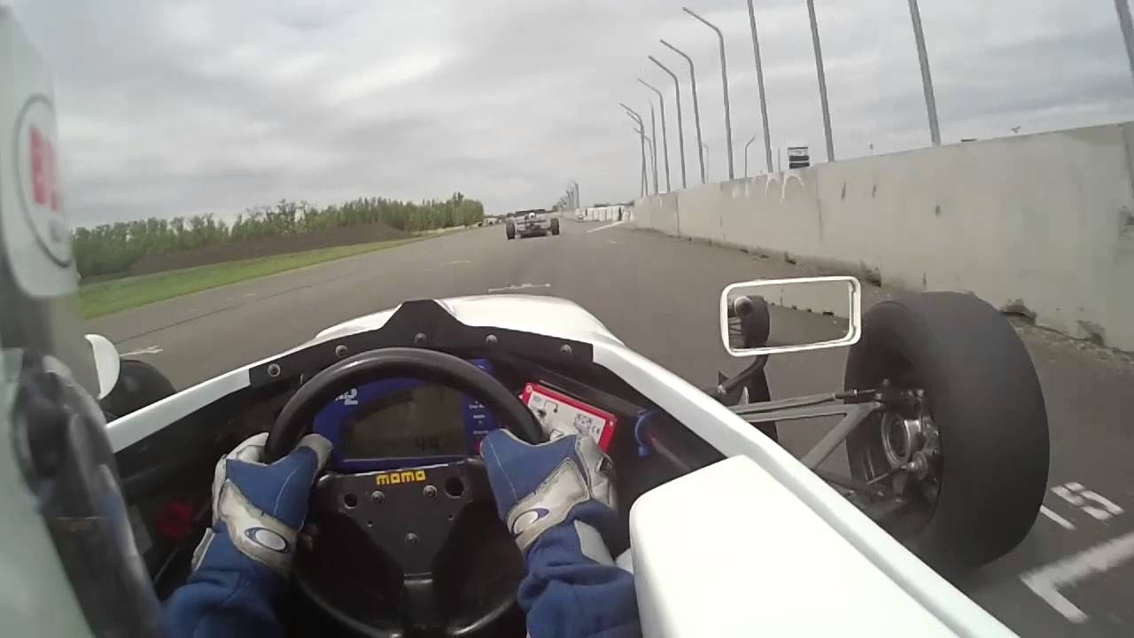 Castrol Raceway Race 1 May 30 2015 - YouTube