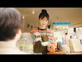 七十七銀行　久保史緒里　スマホ（活用） カフェスタッフ篇　15秒Ver.
