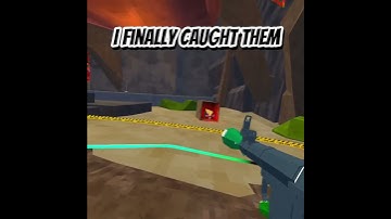 I finally caught them 🥹🥹#bomb #animalcompany #comedyskit #skit #vr #helpmebefamous