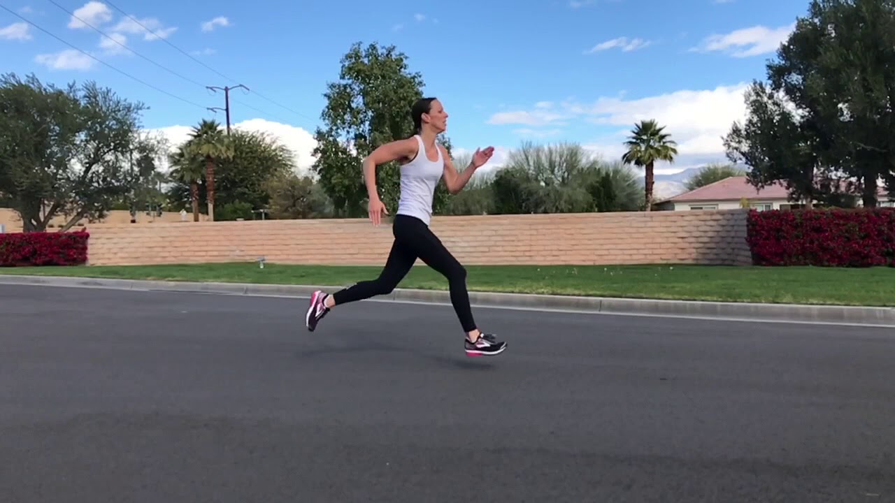Lower Body Sprinting Mechanics - YouTube