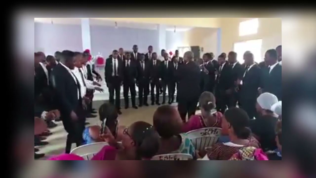 Decouvrez la chanson lola mboka na nkembo de la chothec mere adp luanda