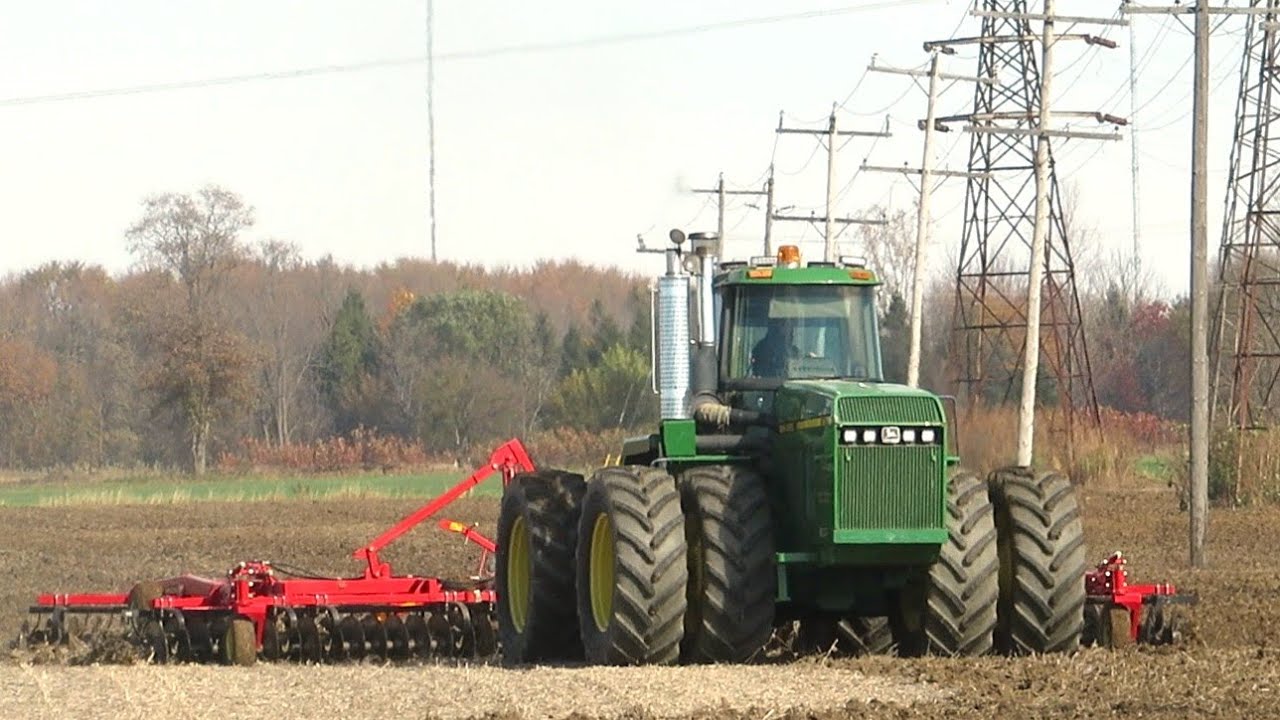 Fall Tillage 2020 | John Deere 8760  Disking | Ontario, Canada