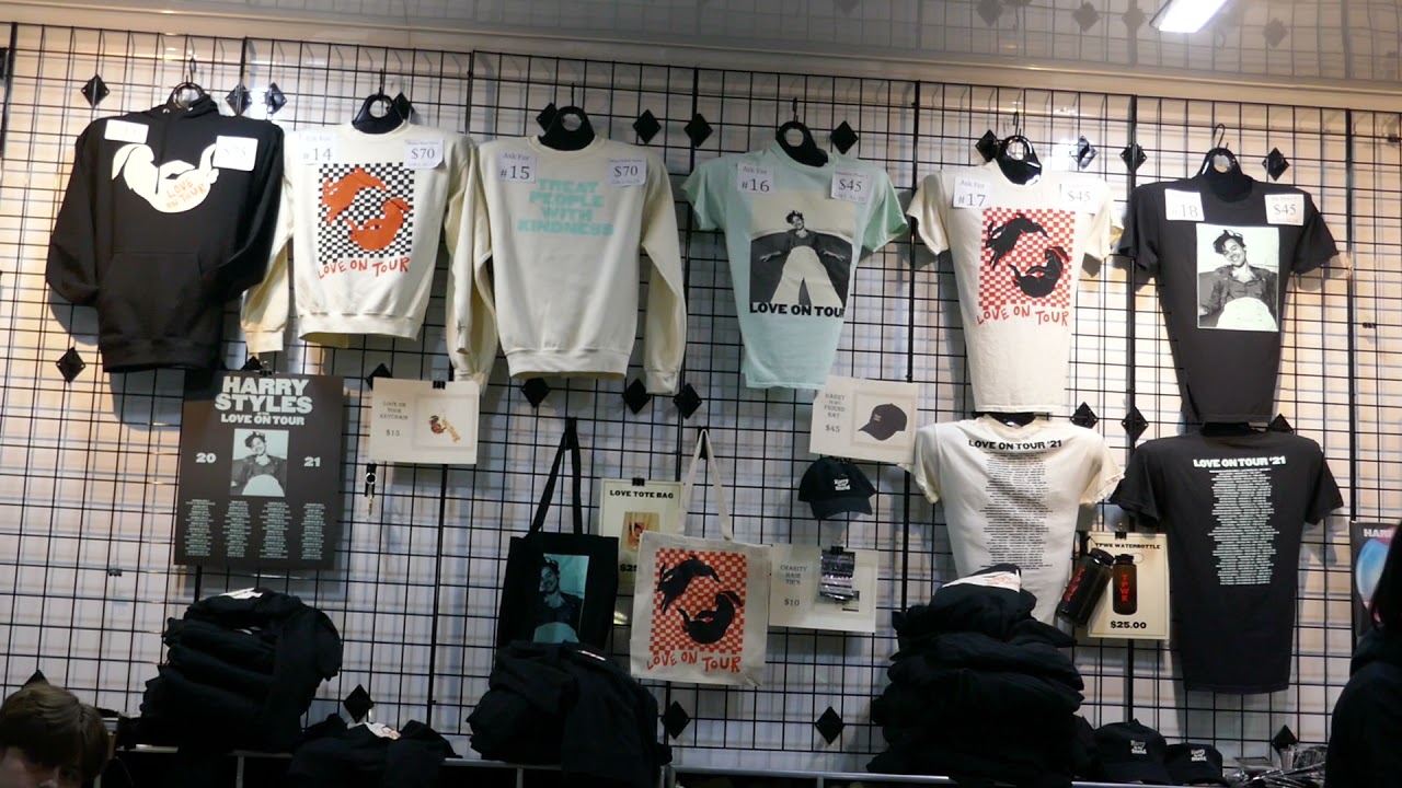 Harry Styles Love on Tour Merch The Forum Sold Out Concerts LA CA USA November 17, 2021