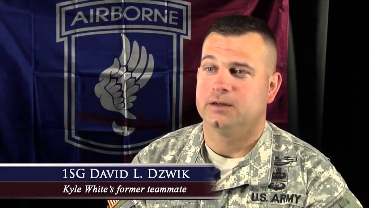 camera iphone 8 plus apk Kyle White receiving the Medal of Honor