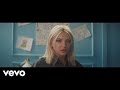 Julia Michaels - 17