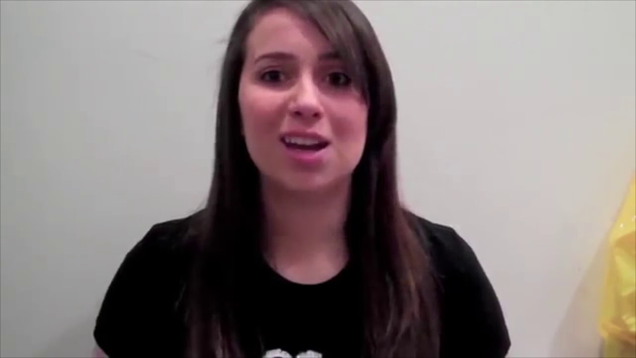 LezBeOnTalk - Marissa - Tomboys (How to Tell if a Girl is Gay)