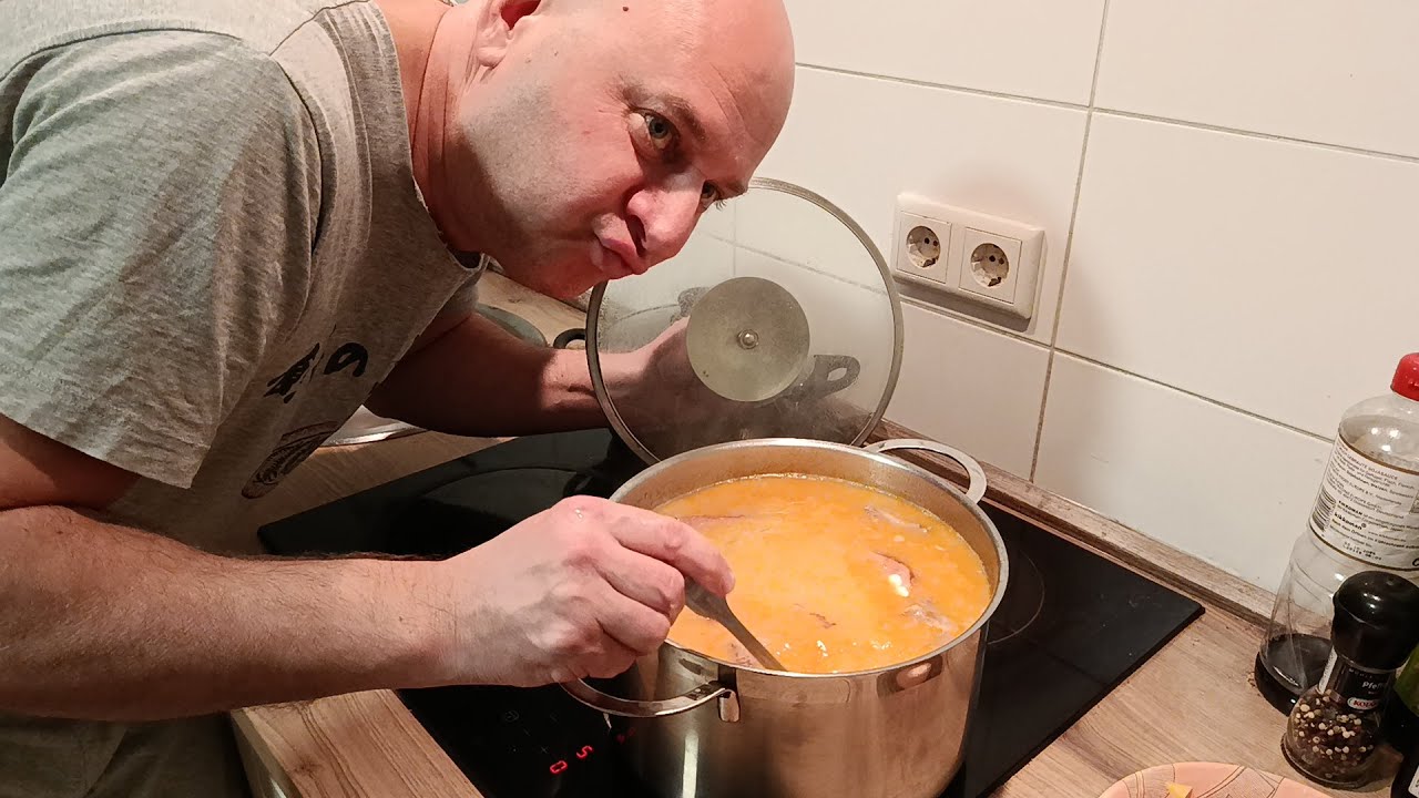 セルゲイが結婚記念日に作る特製スープが美味しすぎた、、、