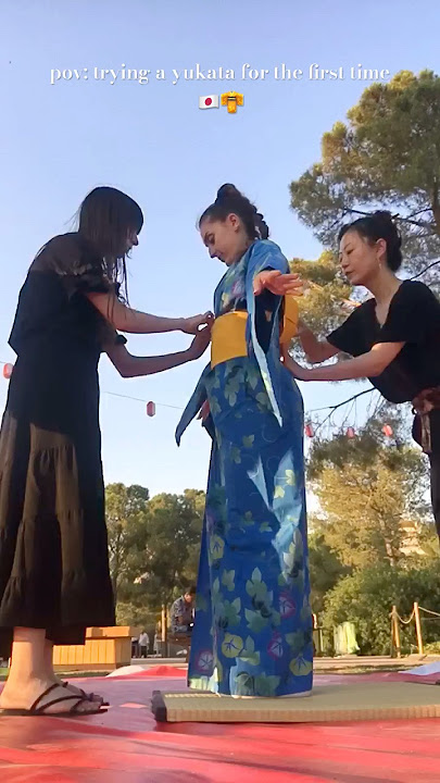 they said I looked cute🥰🫶🏻 #trysomethingdifferent #japaneseculture #yukata #youtubeshorts #shorts