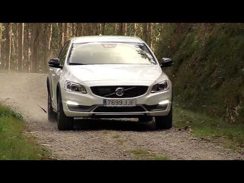 TEST VOLVO V60 CROSS COUNTRY