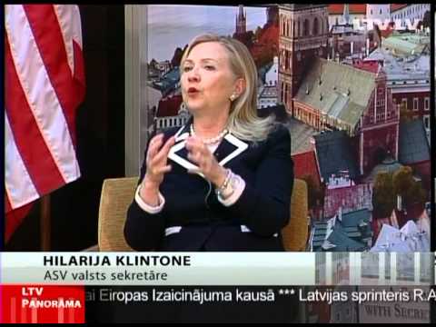 Video: Kurš Apmētāja Hilariju Klintoni Ar Tomātiem