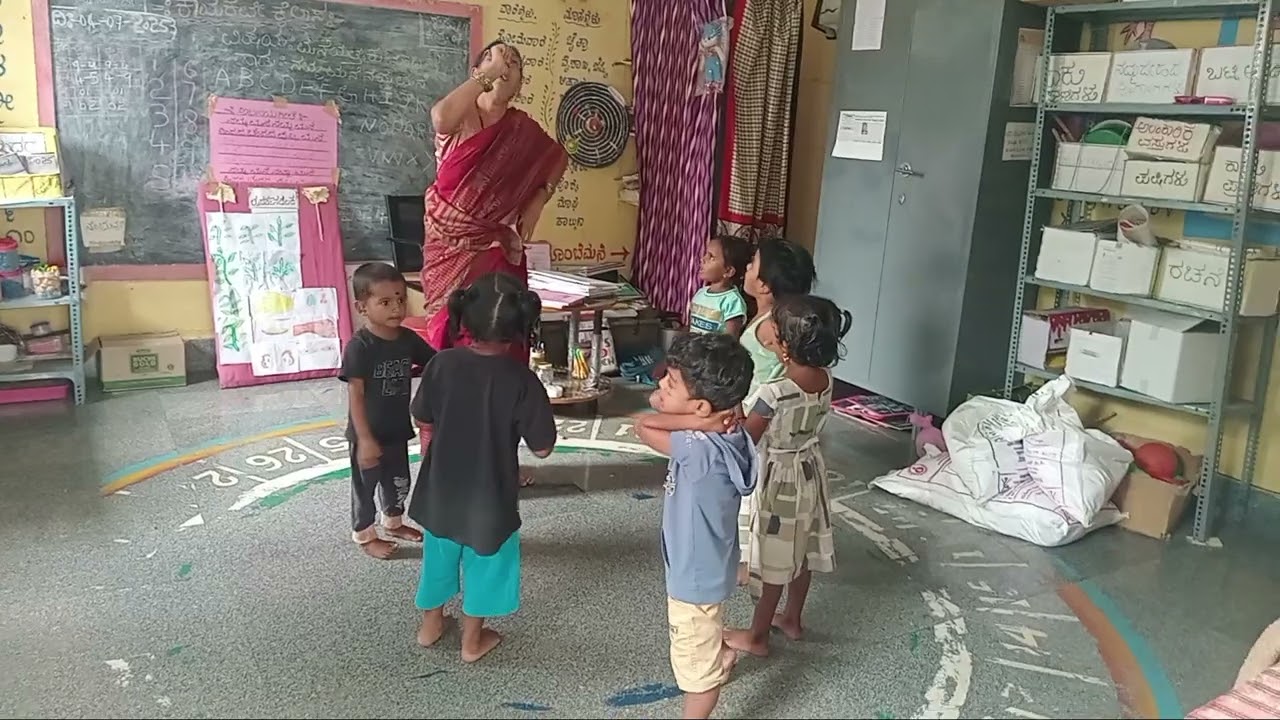 ಅಭಿನಯ ಗೀತೆ