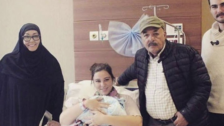 Ferdi Tayfur Dede Oldu! | Ferdi Tayfur ile Eski Karısı Necla Nazır Yeniden Yan Yana