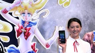 小泉今日子、CMで“元セーラームーン”に！　ソフトバンク新商品・サービス発表会1　#Kyoko Koizumi　#Shinnosuke Mitsushima