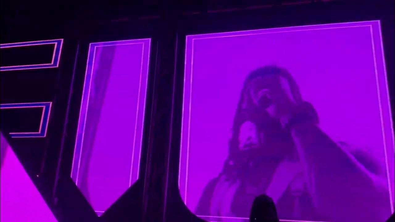 Sony A6400 Live Camera Resolume Outline Slice Strobe VJ Loop YouTube