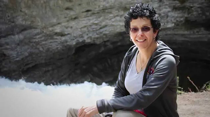 2015 Honoured Member: Danielle Goyette - Ice Hockey