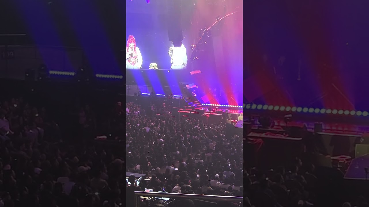In Between Concert 