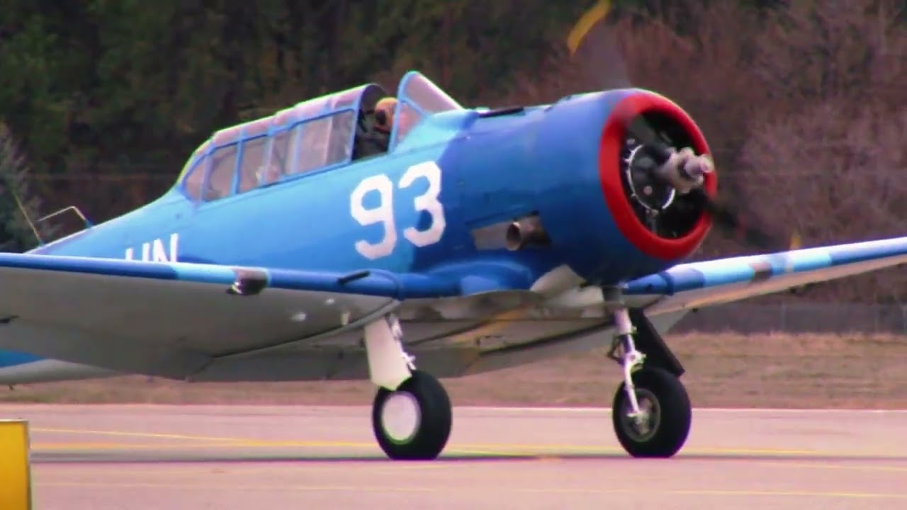 T-6 Texan Landing / Takeoff (HD Sound)