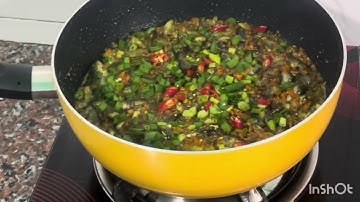 Trời mưa làm món Cá rô tích um cuốn bánh tráng rau sống dưa leo 