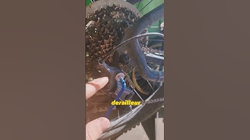 Hoe je een verbogen derailleurhanger repareert. Graag gedaan. #bikehacks