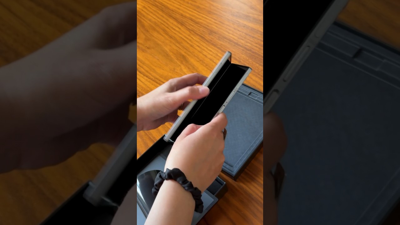 Unboxing Samsung's Z Fold6