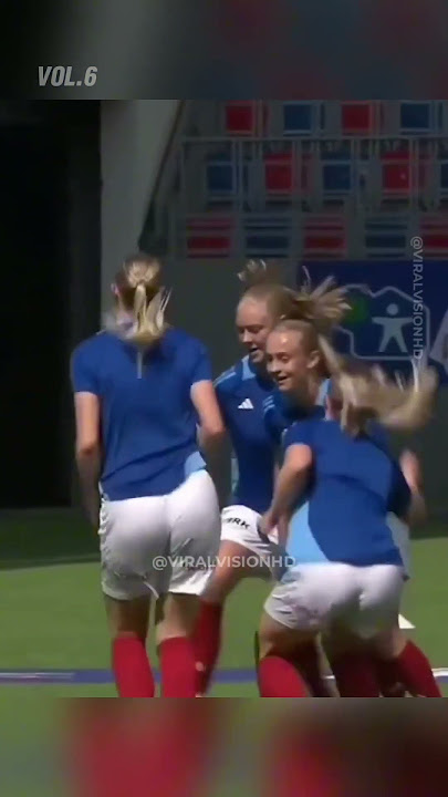🤯 She’s a Star! CRAZIEST Women’s Football Moments You’ll Replay! #soccer #football #shorts