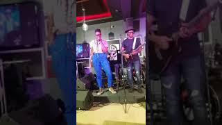 Bez Calls Maka To Join Him On Stage