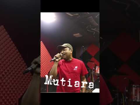 Mutiara cover by azmani