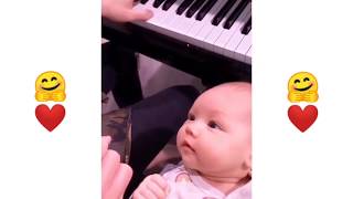 Video thumbnail of "Mom sings 'Hold your hand' by The beatles to her baby 😍  hotvocals🔥"