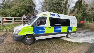 Rufford ford police sting car and van