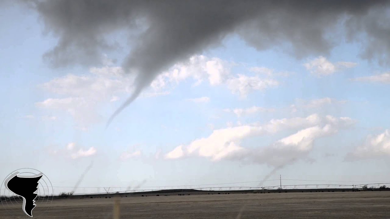 121414 possible tornado near Apache, OK YouTube