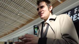 Cosplaying at MOA screenshot 4