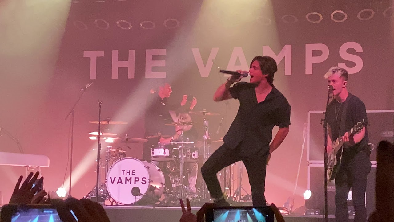 The Vamps - Just My Type - 01.11.19 Hamburg Docks - Four Corners Tour