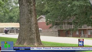 Teen dies after shooting in Benton, police investigating