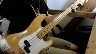 Video thumbnail of "R.E.M. - Überlin (bass cover)"