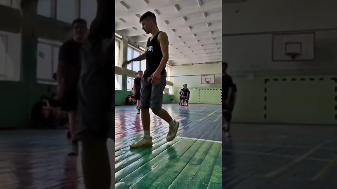 Решил попробовать себя в волейболе) 