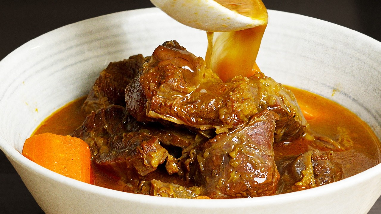 Bo Kho — Vietnamese Beef Stew with Lemongrass & Warm Spice