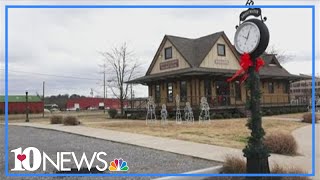 Small town has big dreams of being included in a cable Christmas movie