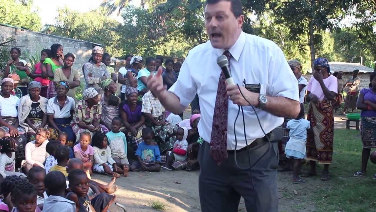 Palestra na Vila Massane em Beira, Moçambique, África