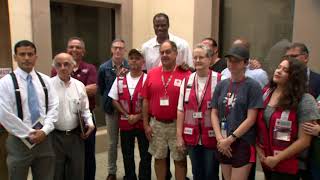 David Robinson, Nico LaHood lend support to volunteers American Red Cross