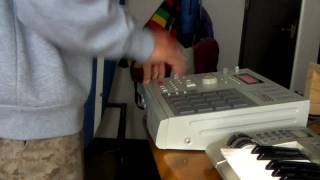 AKAI MPC 2000 sampling beat  #5