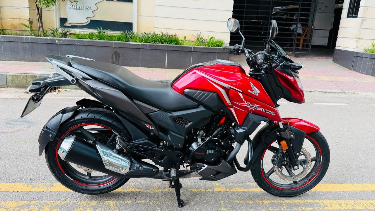 হোন্ডা এক্স-ব্লেড ১৬০ ২০২৩ রেড