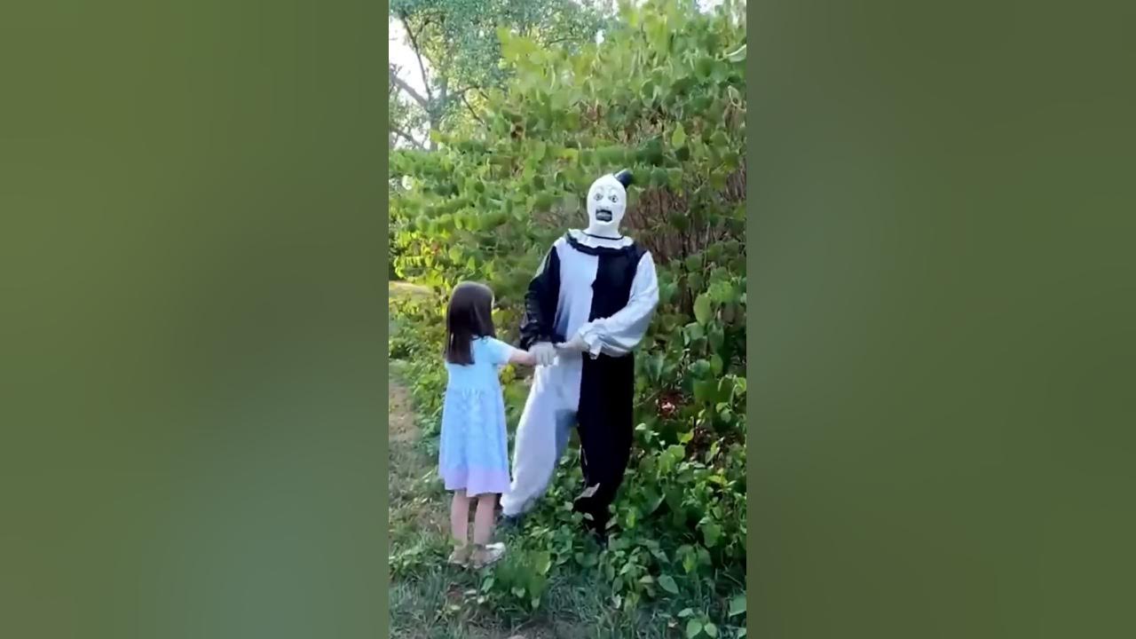 The Most Terrifying Clown Encounter!