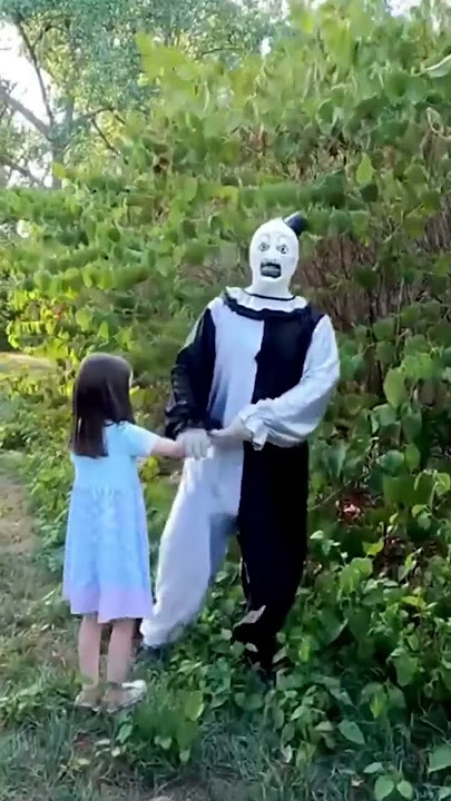 The Most Terrifying Clown Encounter!