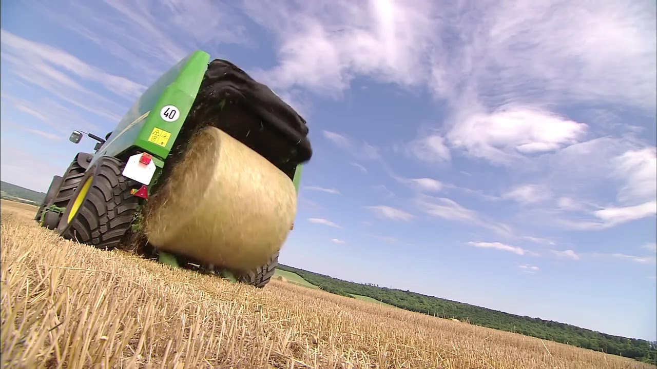 See Them In Action | John Deere 900 Series Round Balers