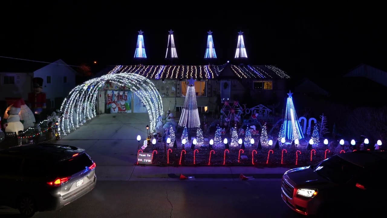 Bishop Blinkenhaus 2022 - Grandma Got Run Over By A Reindeer (Home Free)