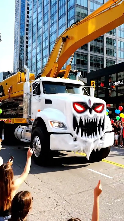 TELOLET GUYS #viral #excavator #shorts #bekobesar #telolet #shortvideo #truck