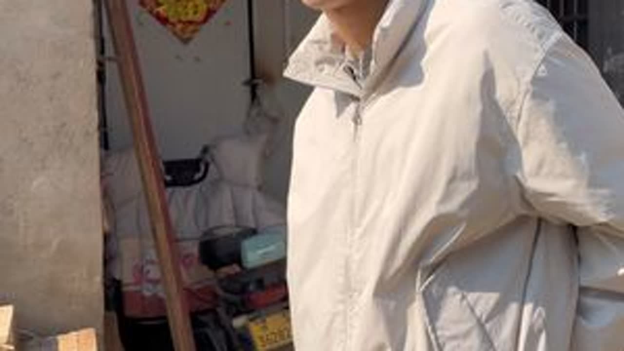 #日常vlog #vlog十亿流量扶持计划 #姐弟日常 二姐动手没赢过，嘴硬没输过 新年战甲已战败