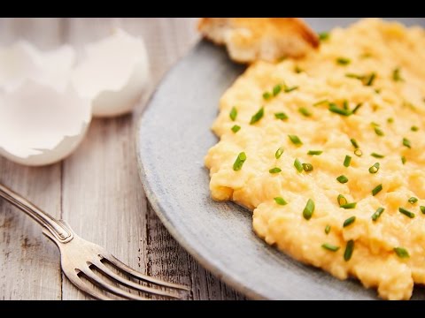 Wideo: Jak Zrobić Pyszną Jajecznicę