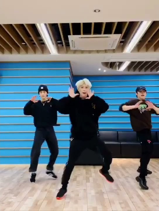 danceracha covering 'boom' by Nct Dream